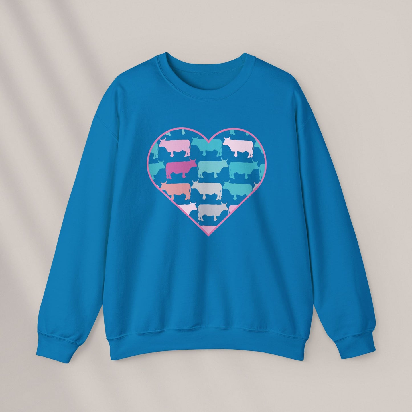 Cow Love. Crewneck Sweatshirt